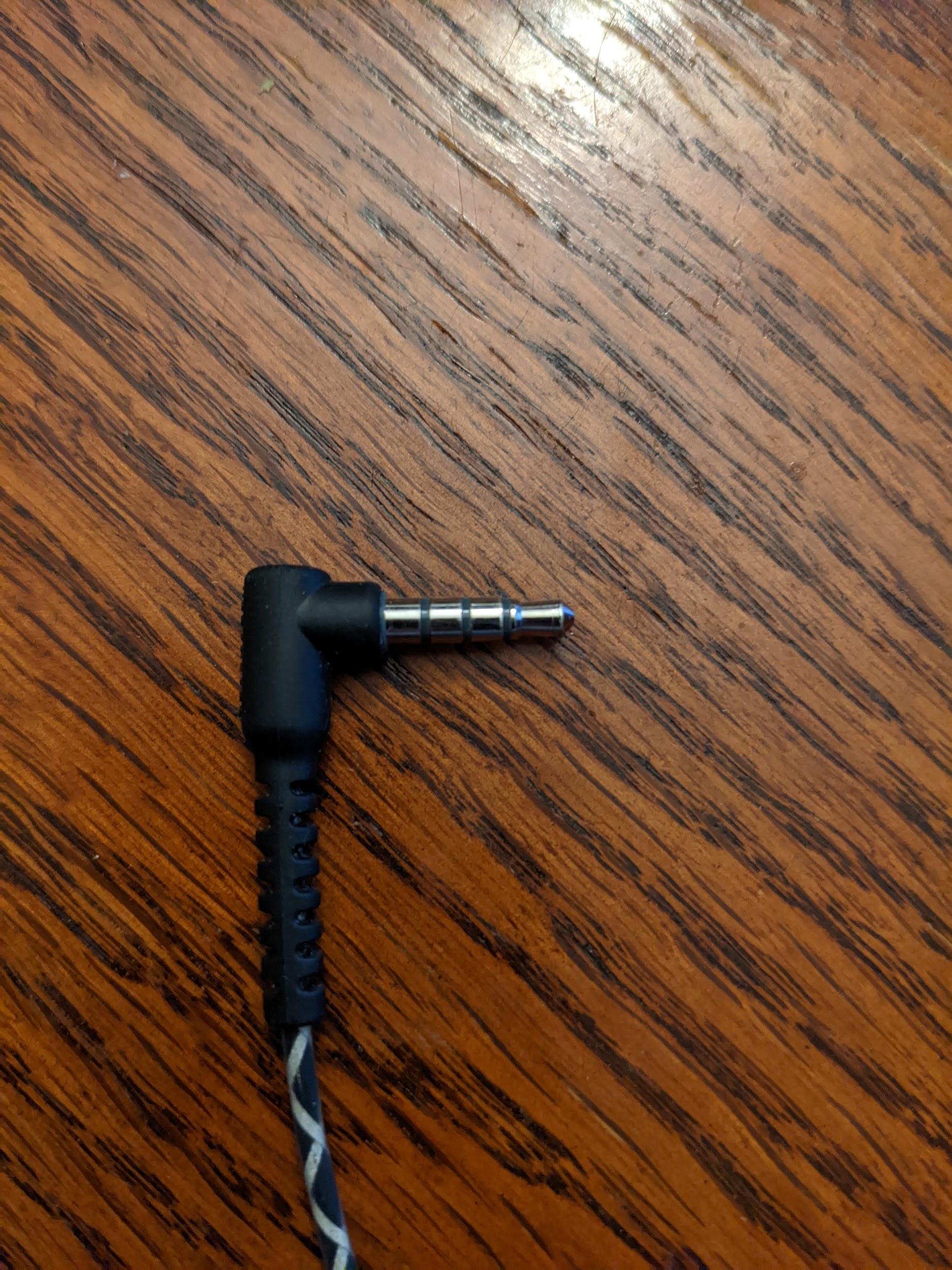 3.5 公釐類比電話插頭範例